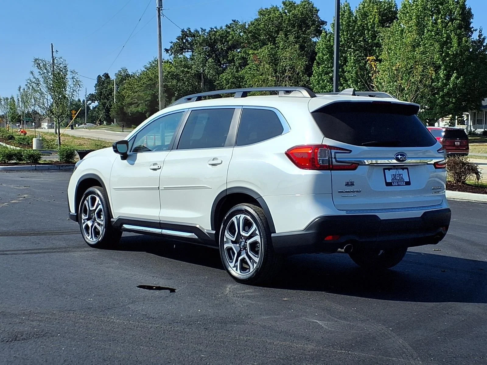 Used 2025  SUBARU UTILITY image 3