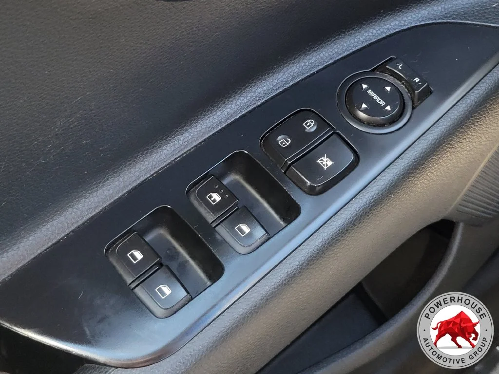 Used 2019 Blue Kia S image 25