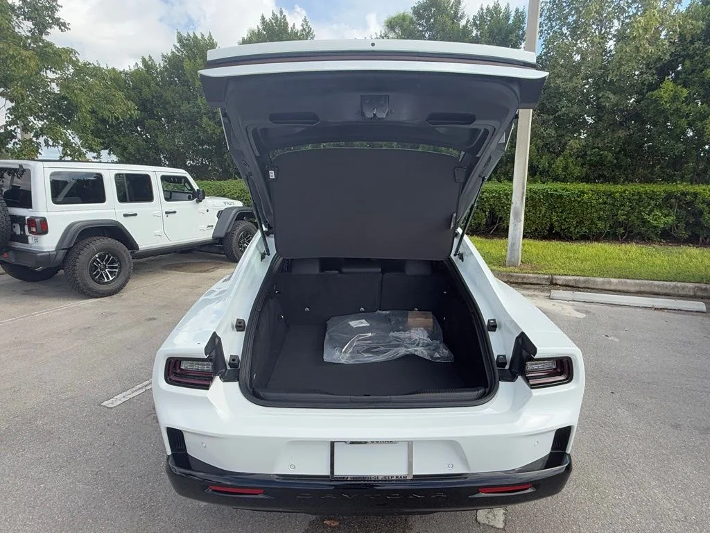 New 2026 White Knuckle Dodge Scat Pack image 33