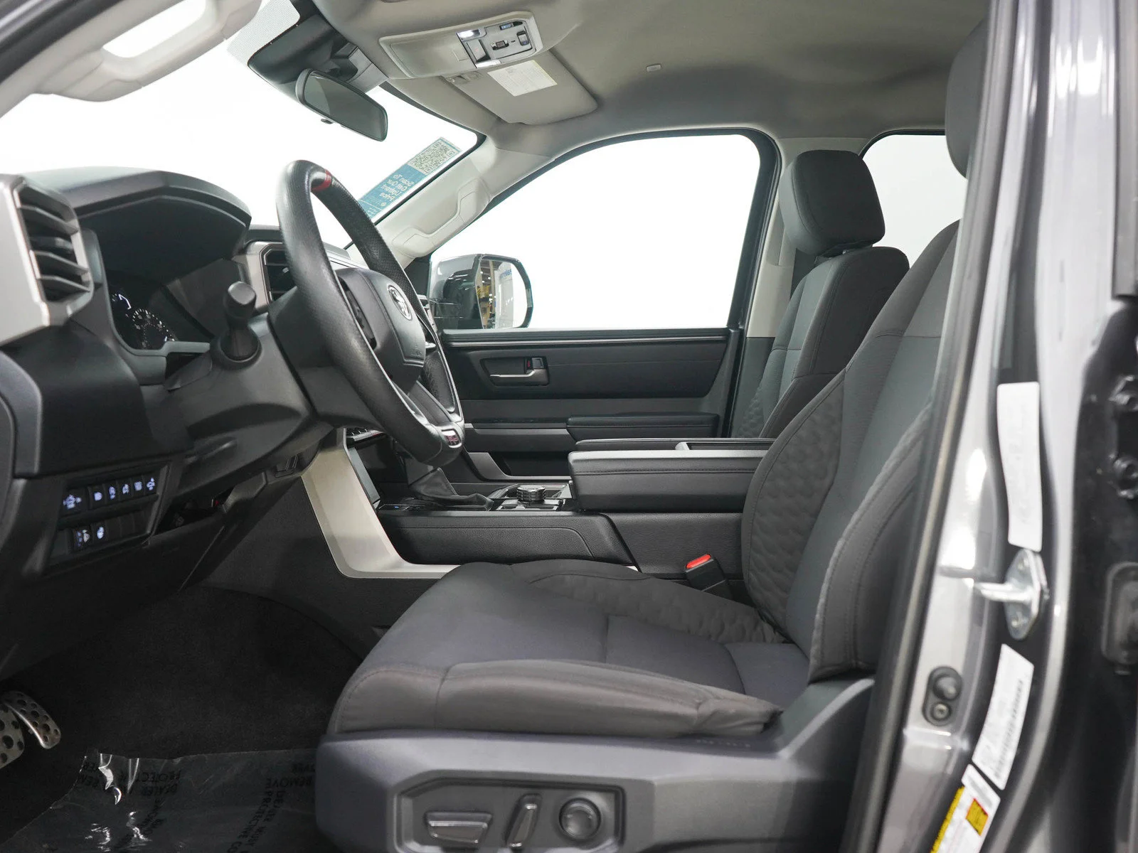Used 2022 Gunmetal Toyota SR5 image 22