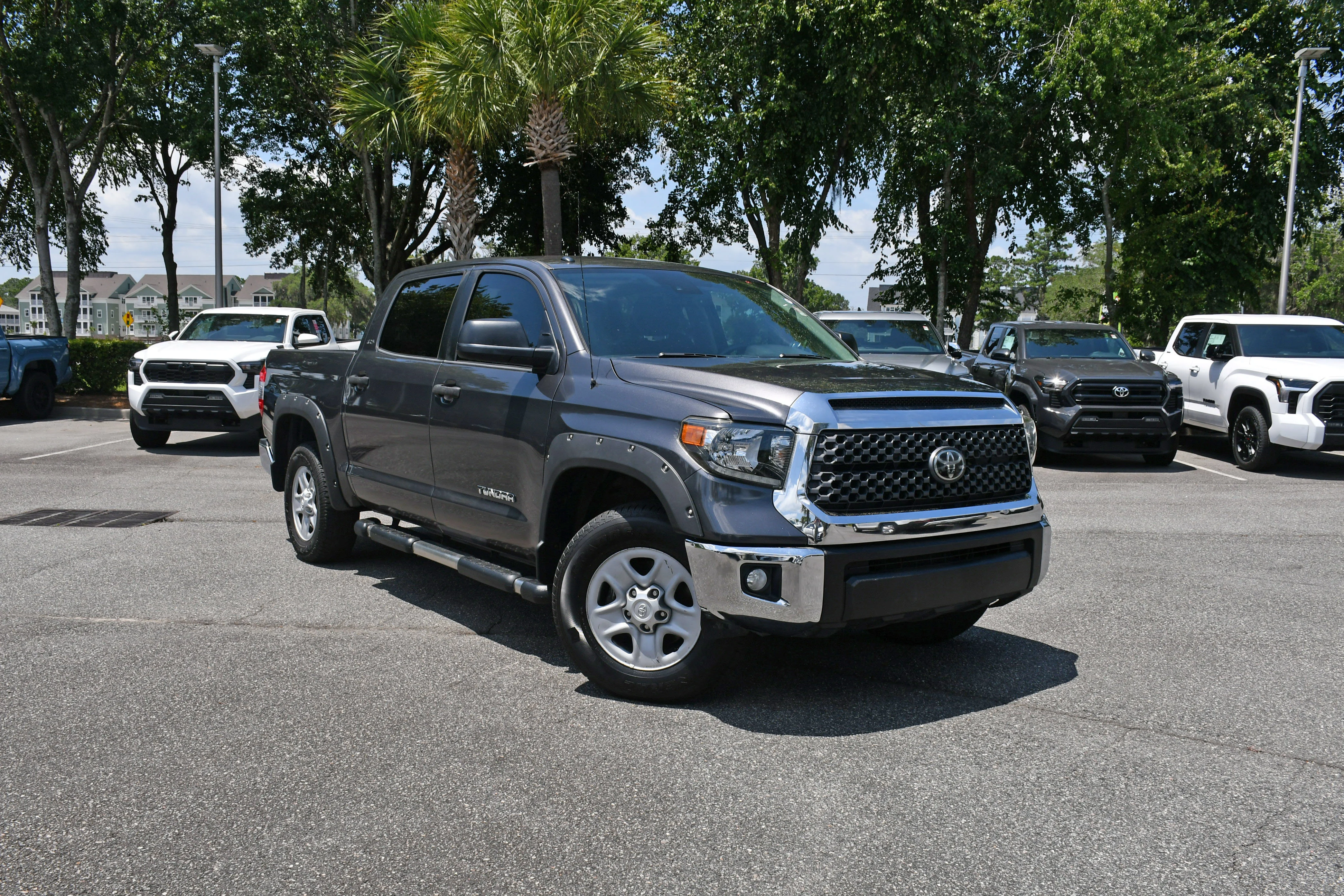 Used 2019 Gray Toyota SR5 image 6