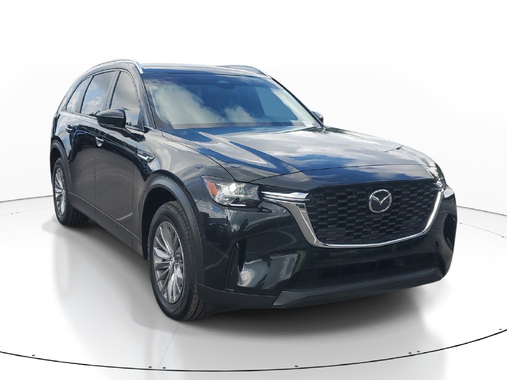 Used 2025 Black Mazda 3.3 Turbo Select image 1