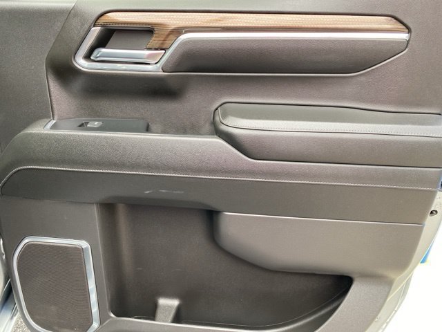 Used 2023 Sterling Gray Metallic Chevrolet RST image 30