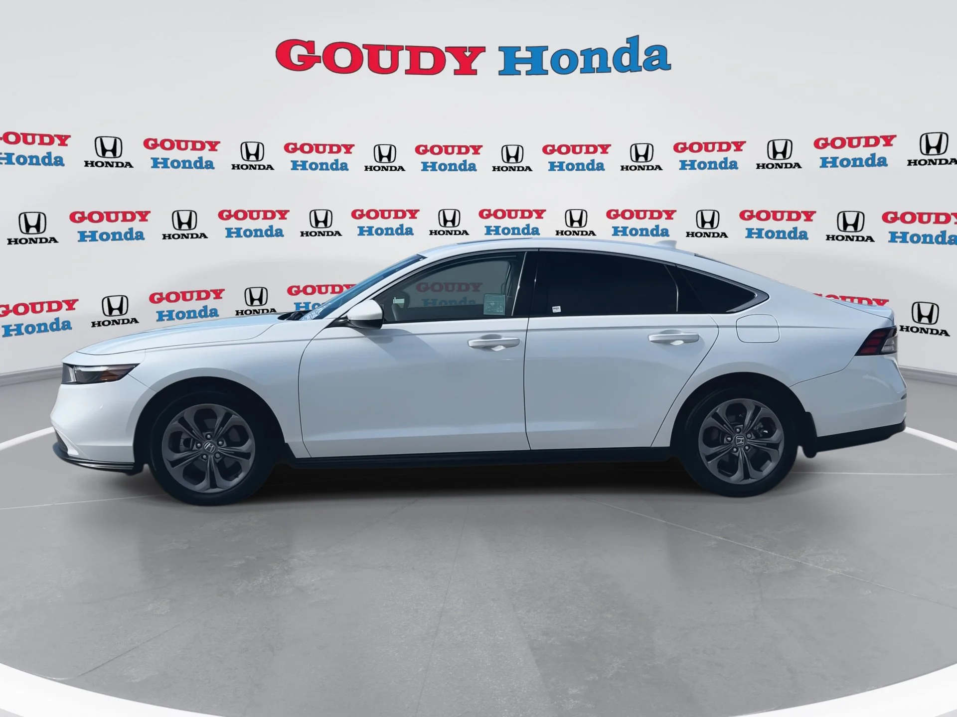 Certified Used 2024 Platinum White Pearl Honda EX image 31