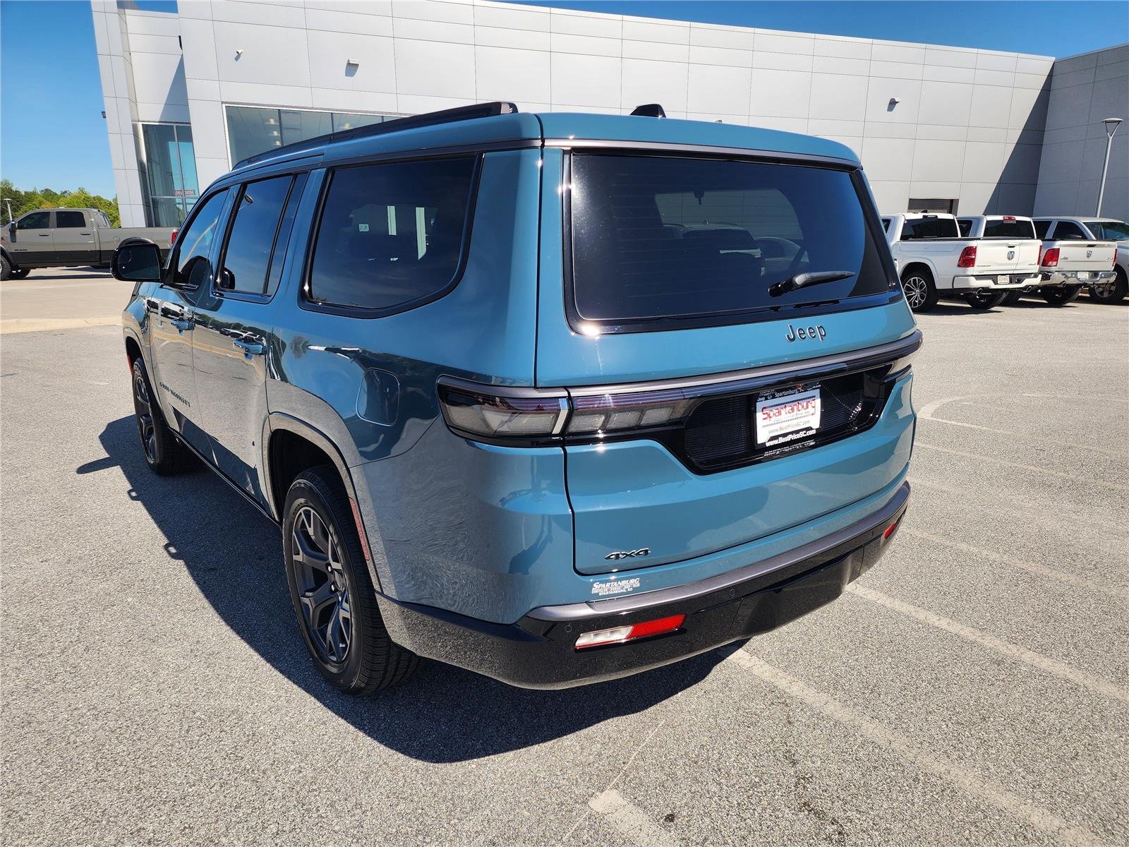 New 2026 Steel Blue Exterior Paint Jeep Limited Altitude image 4