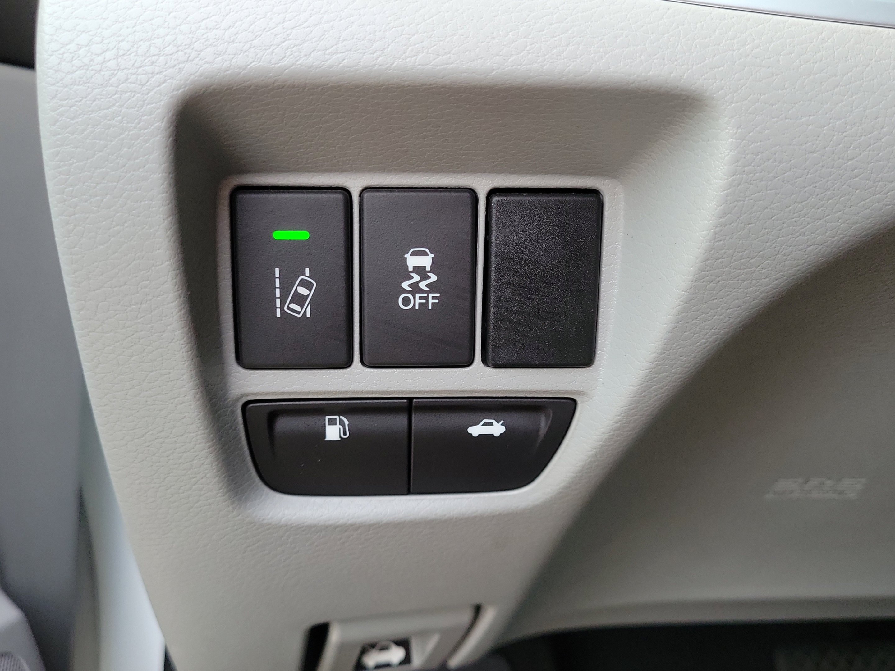 Used 2016 Bellanova White Pearl Acura Tech image 23