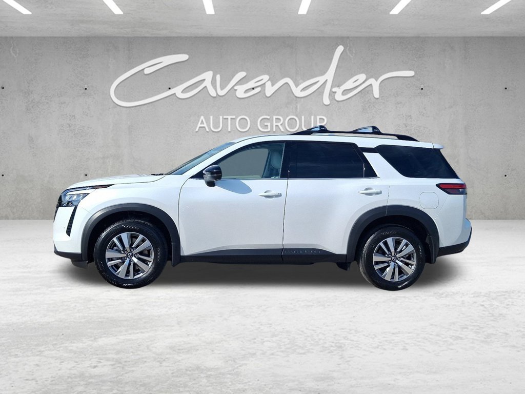 New 2026 Everest White Pearl TriCoat Nissan SL image 14