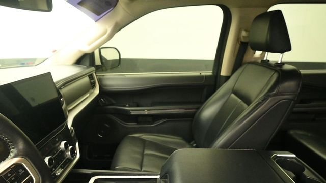 Used 2022 White Ford XLT image 17