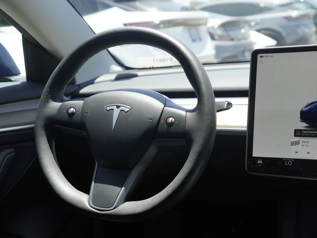 Used 2023 Blue Tesla Base image 23