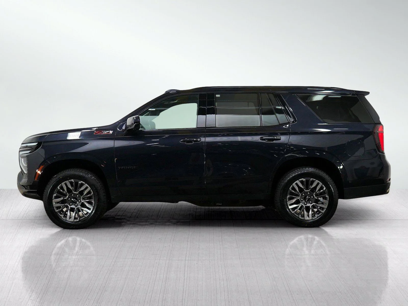 Used 2025 Chevrolet Tahoe Z71 with VIN 1GNS6PRD1SR242159 for sale in Burnsville, Minnesota