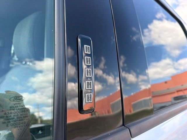 Used 2021 White Ford XLT image 4