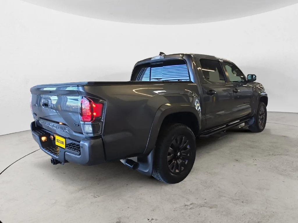 Used 2022 Gray Toyota Limited image 8
