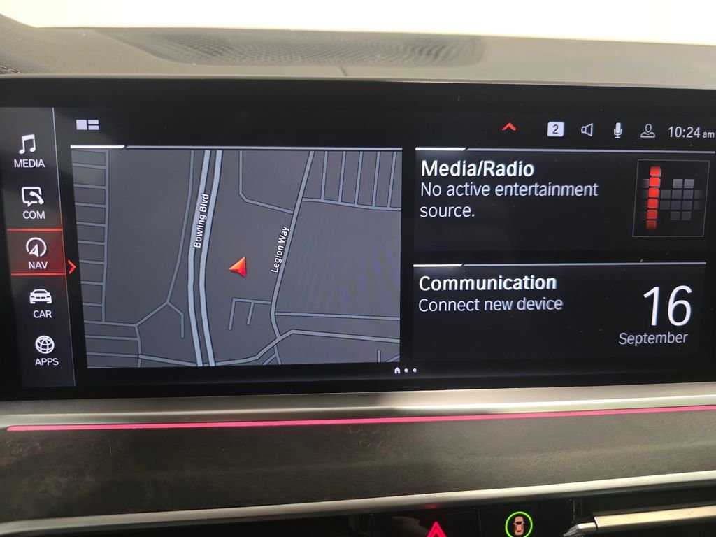 Used 2023 Black BMW xDrive40i image 27