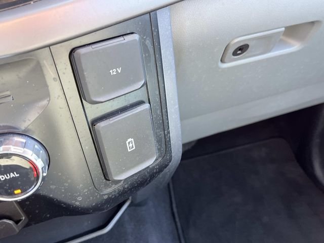 Used 2024 Silver Ford XLT image 34
