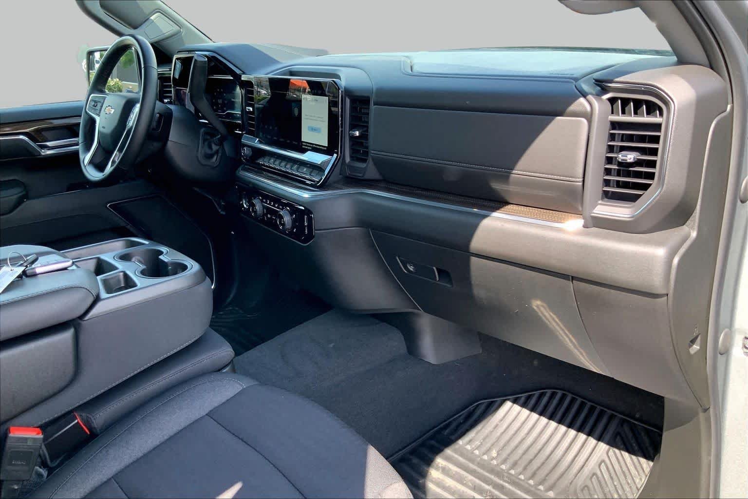 Used 2023 Sterling Gray Metallic Chevrolet LT image 16