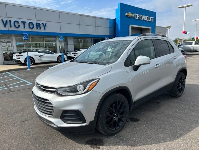 2022 Chevrolet Trax LT's photo