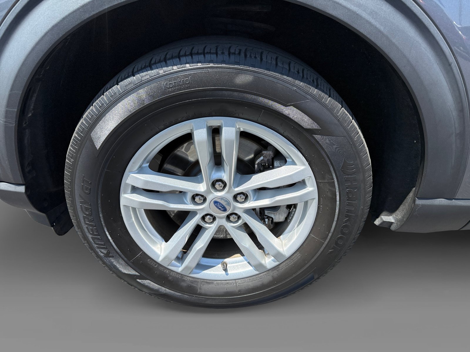 Certified Used 2022 Gray Metallic Ford XLT image 9