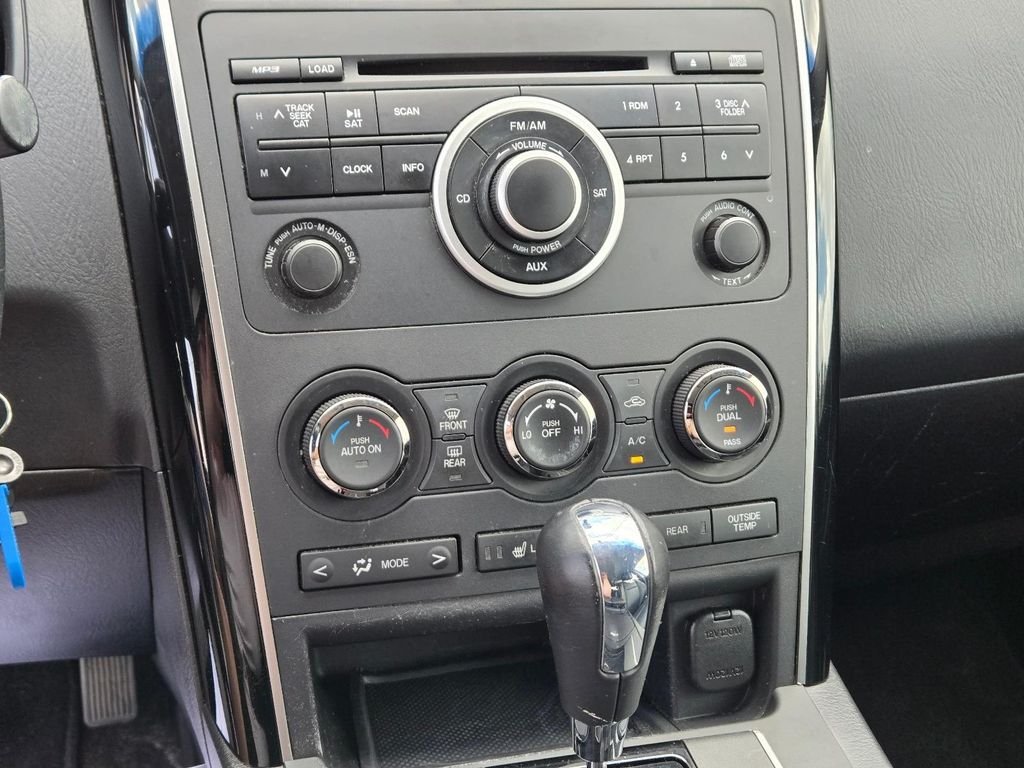 Used 2011 Silver Mazda Touring image 24