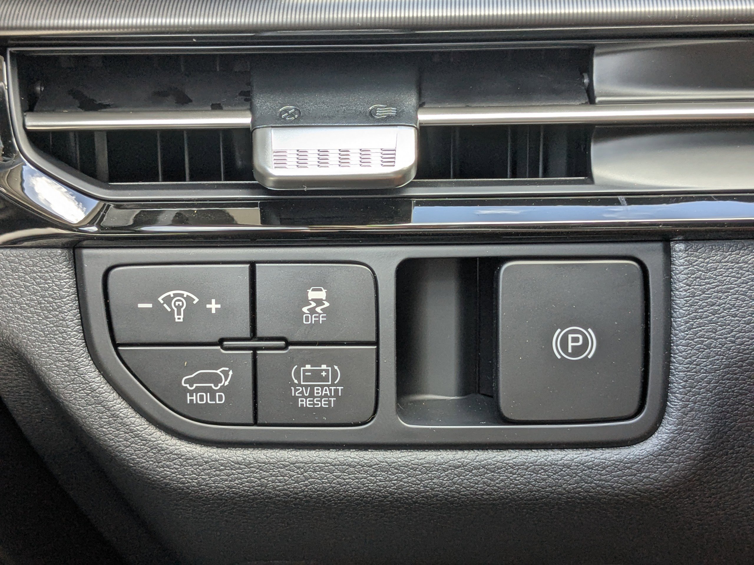 New 2026 Fusion Black Kia EX image 29