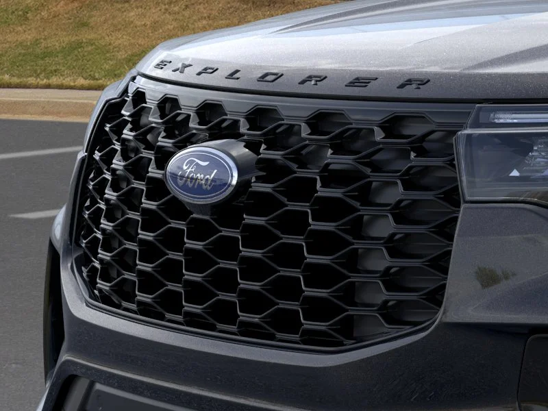 New 2026 Agate Black Metallic Ford ST-Line image 17