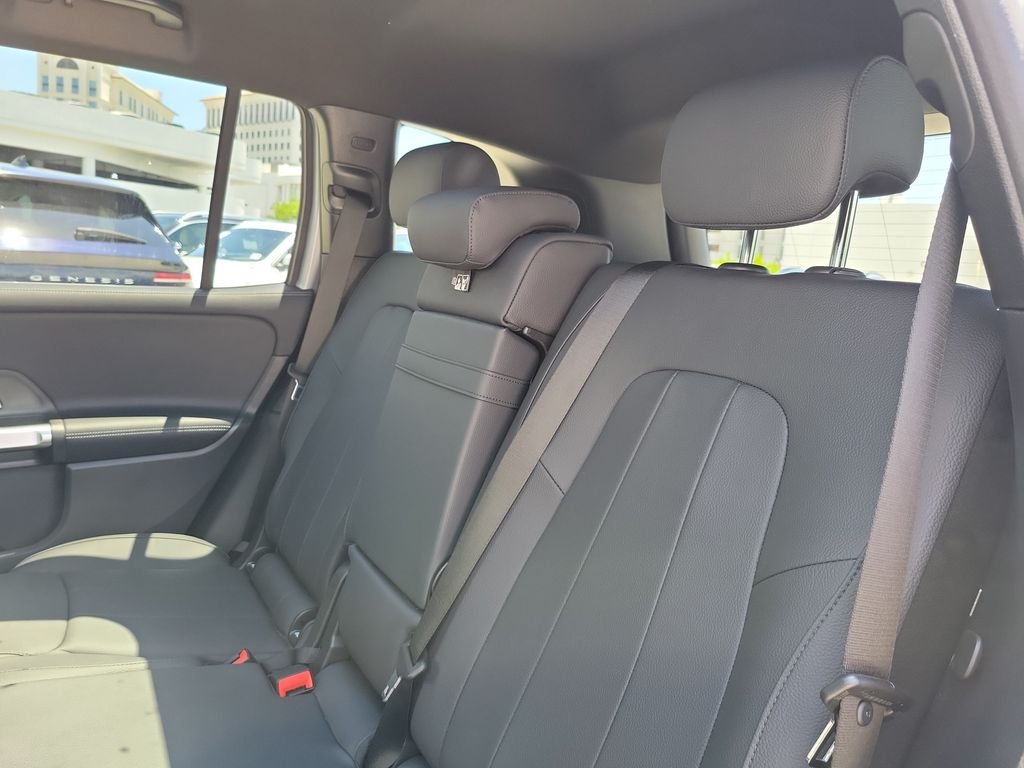 Certified Used 2026 Silver Mercedes-Benz GLB 250 image 11