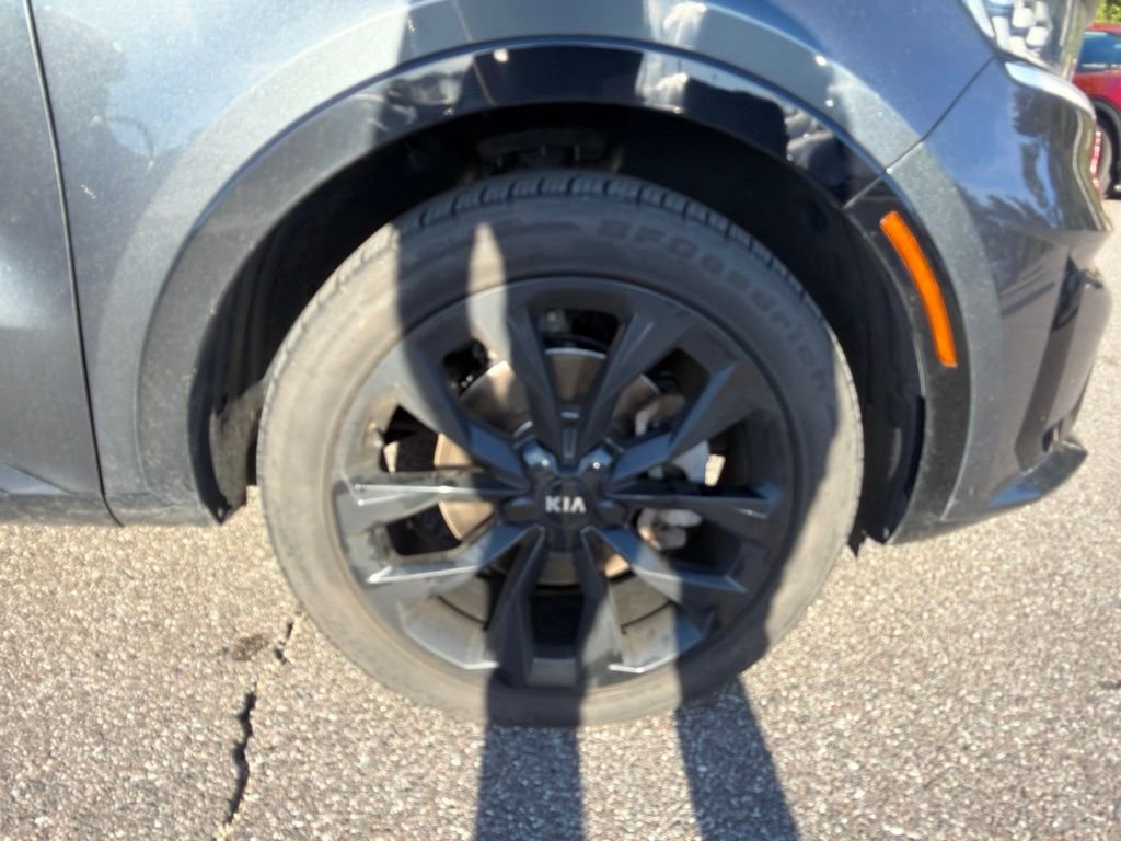 Used 2021 Gravity Gray Kia SX-Prestige image 26
