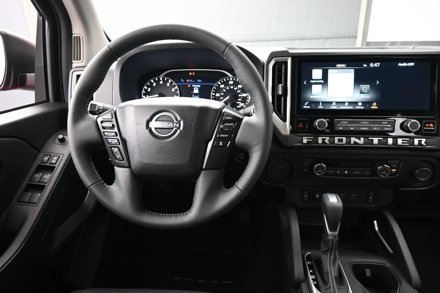 2026 Nissan Frontier SV - Photo 12