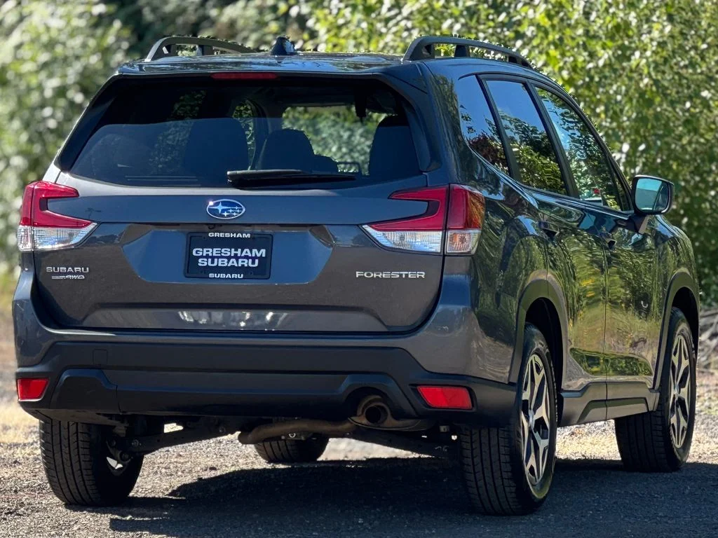 Used 2024 Gray Subaru Premium image 7