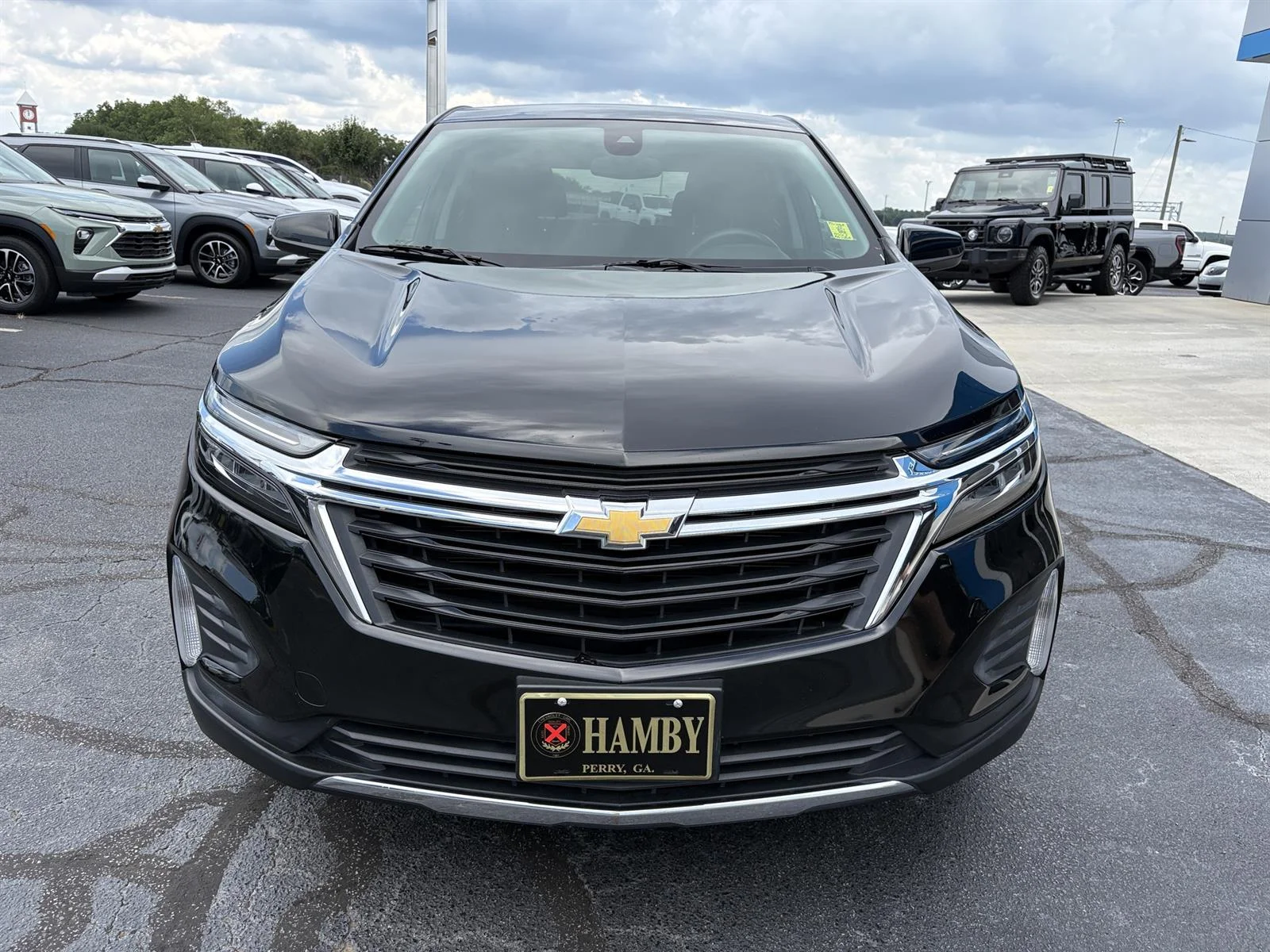 Used 2022 Mosaic Black Metallic Chevrolet LT image 3