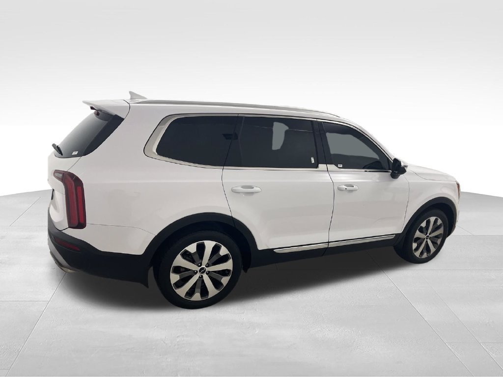 Used 2022 White Kia EX image 6
