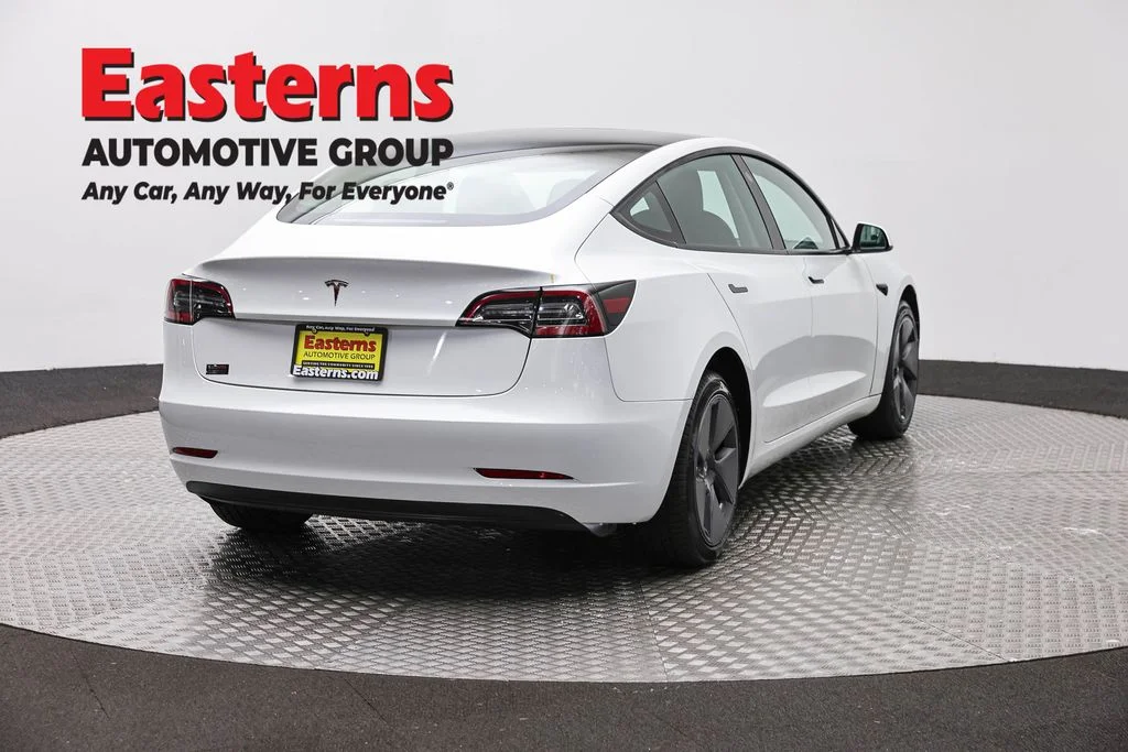 Used 2023 White Tesla Base image 5
