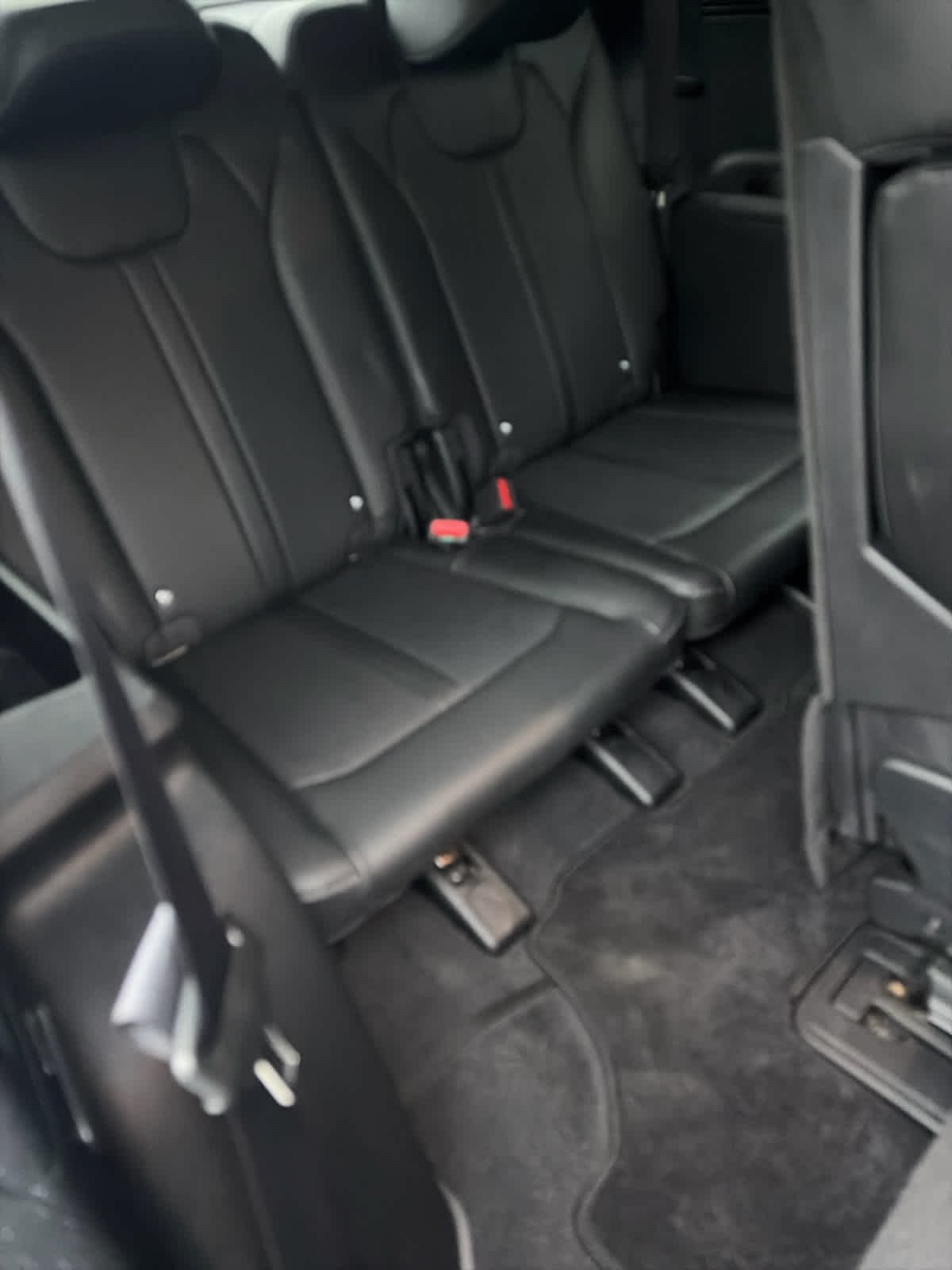 Used 2024 Everlasting Silver Kia S image 18