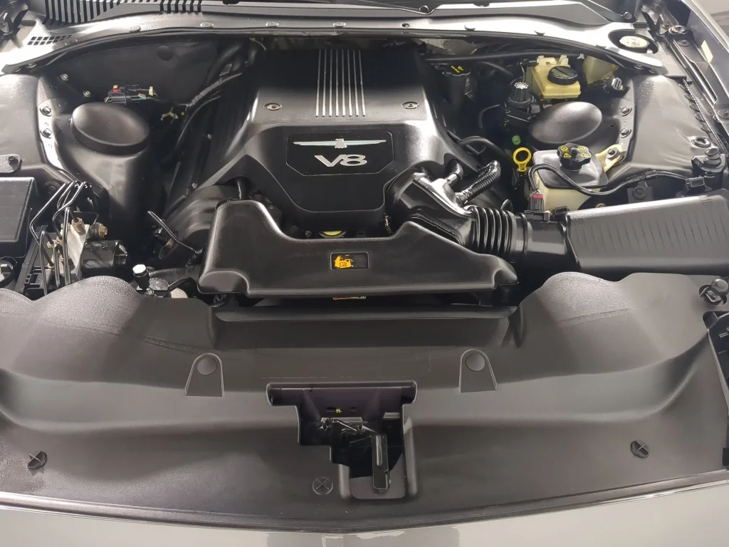 Used 2003 Gray Ford Premium Hardtop image 26