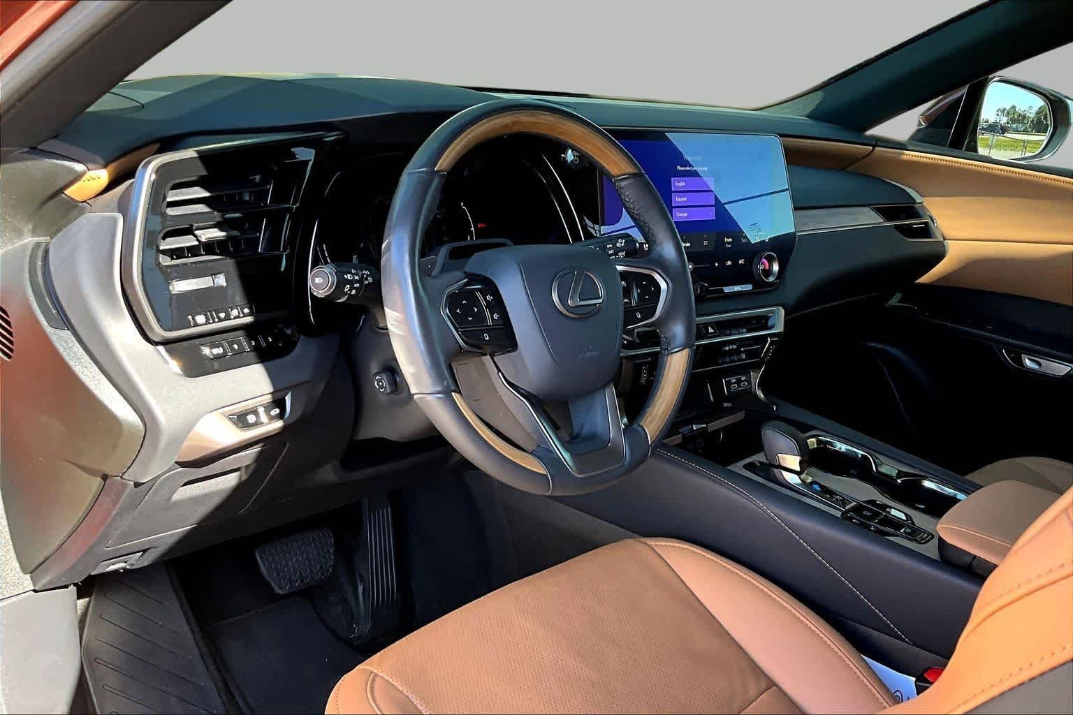 Used 2024 Copper Crest Lexus Premium Plus image 18