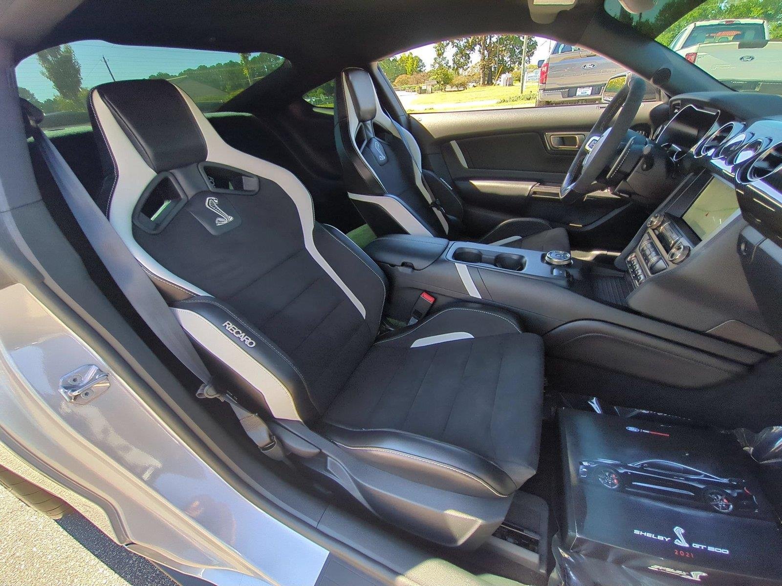 Used 2021 Iconic Silver Metallic Ford Shelby GT500 image 32