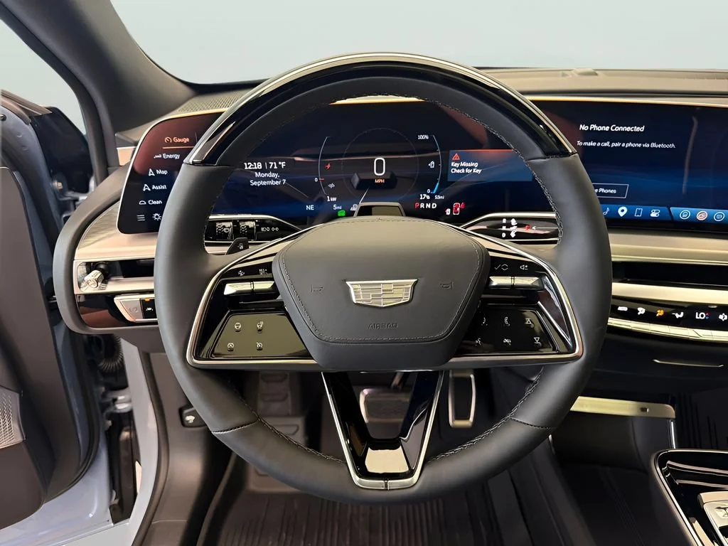 2027 Cadillac LYRIQ Signature Luxury - Photo 22