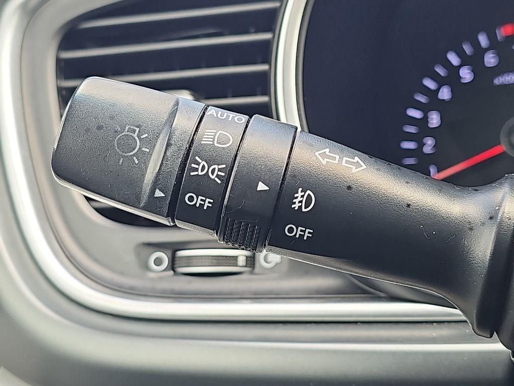 Used 2015 Black Kia LX image 23