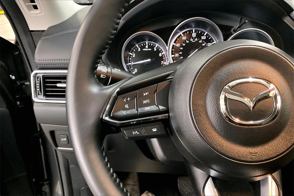 2025 MAZDA CX-5 - Image 17