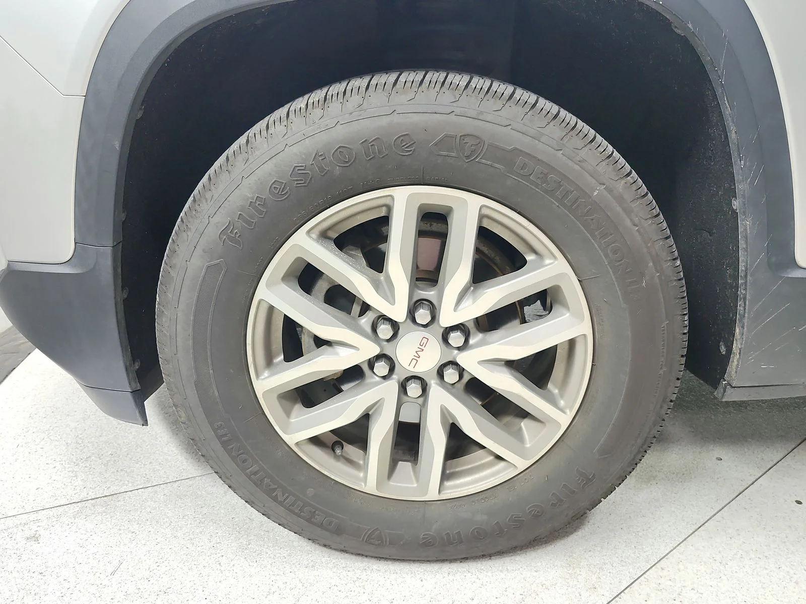 Used 2018 Silver GMC SLE-2 image 15