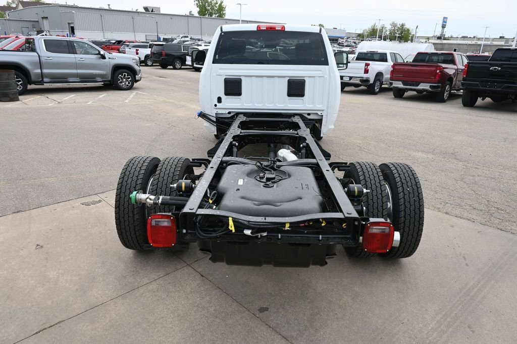 New 2026 Bright White Clearcoat RAM Tradesman image 9