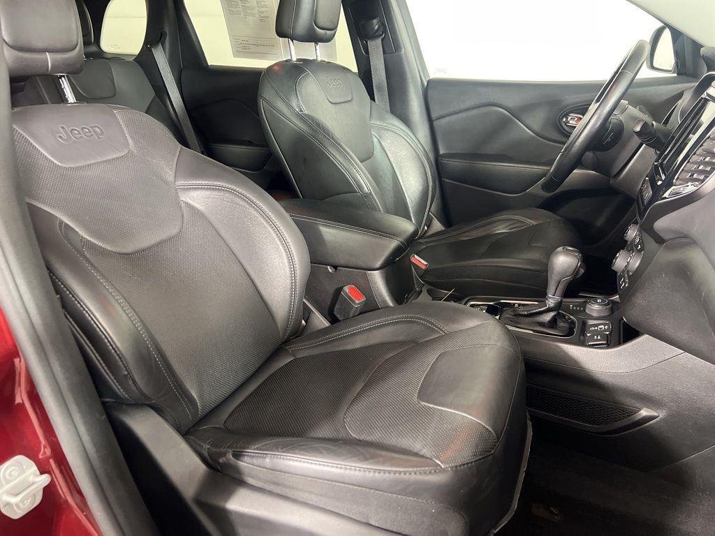 Used 2021 Velvet Red Pearlcoat Jeep Limited image 10