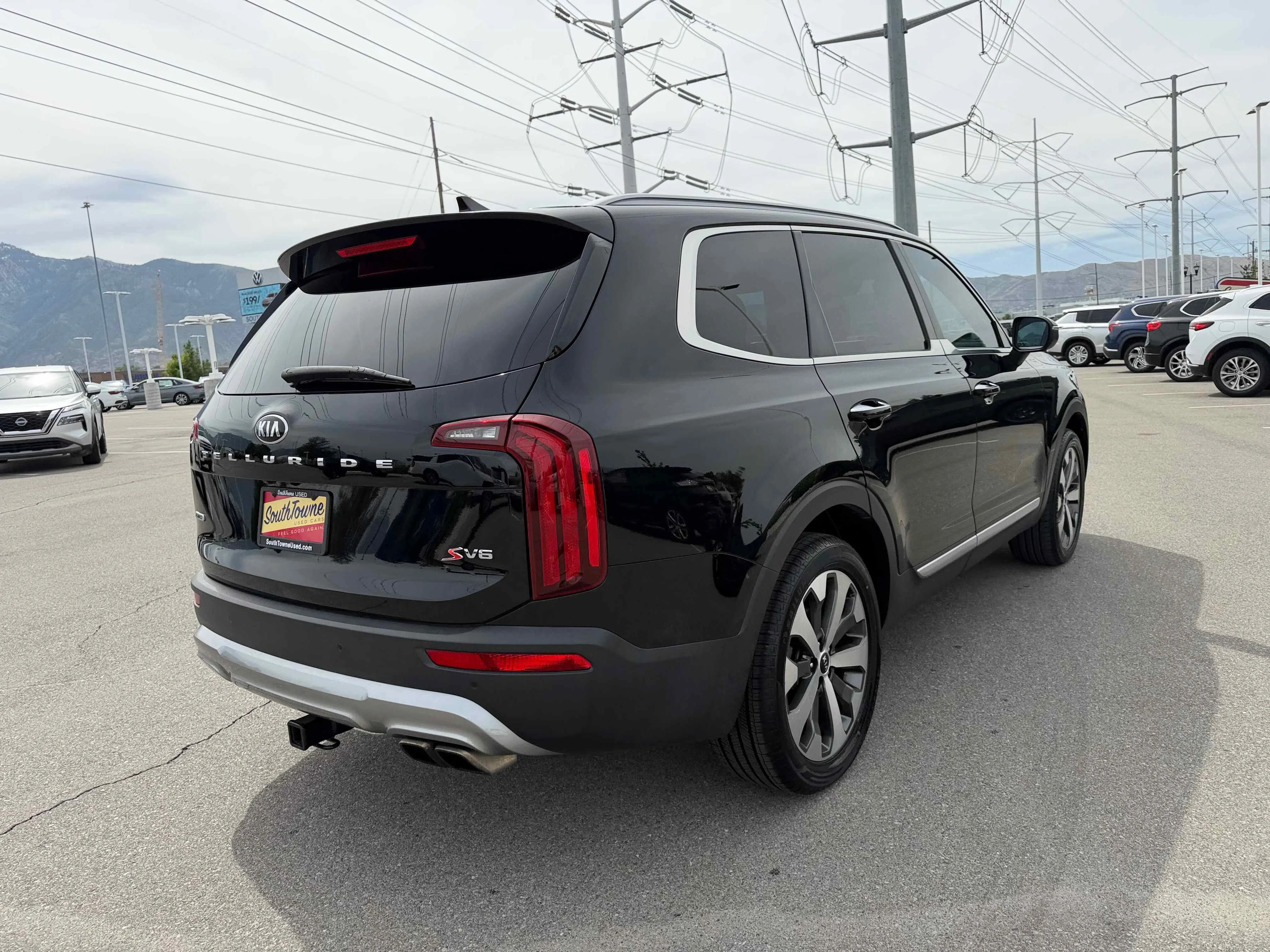 Used 2021 Ebony Black Kia S image 7