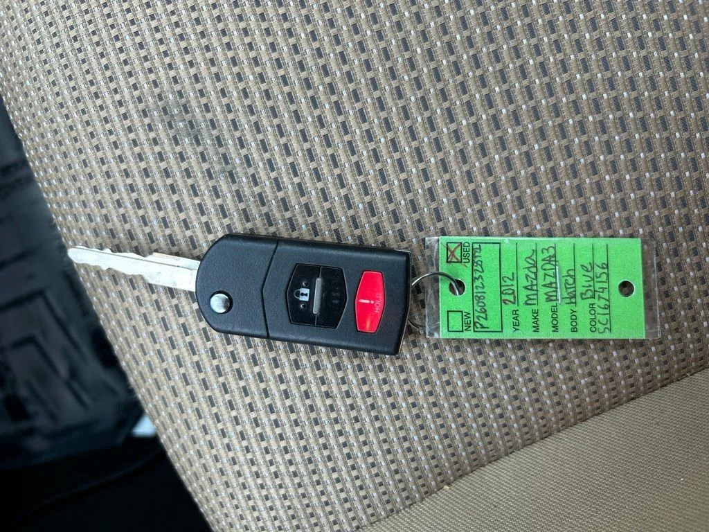 Used 2012 Blue Mazda i Touring image 30