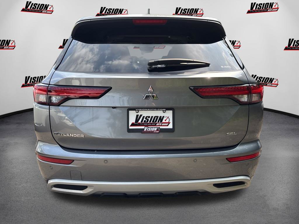 Used 2024 Black Mitsubishi SEL image 6