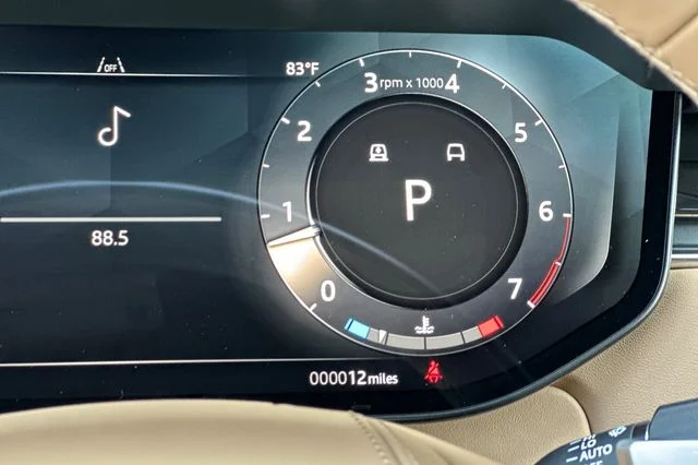 New 2026 Varesine Blue Land Rover SE image 26