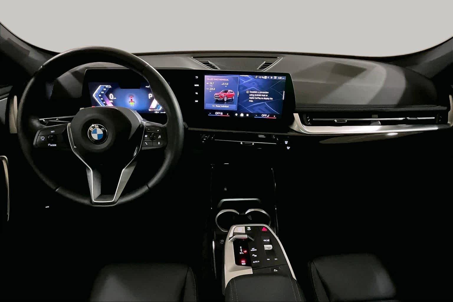 Used 2026 Vegas Red Metallic BMW xDrive28i image 15