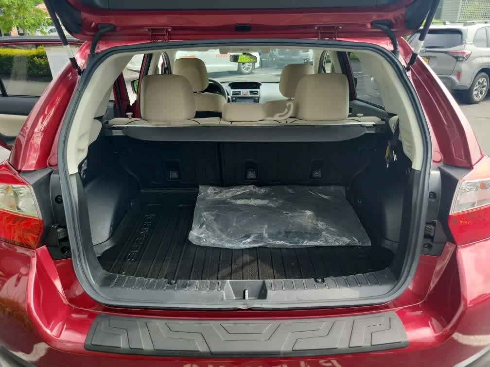 Used 2016 Venetian Red Pearl Subaru Premium image 26