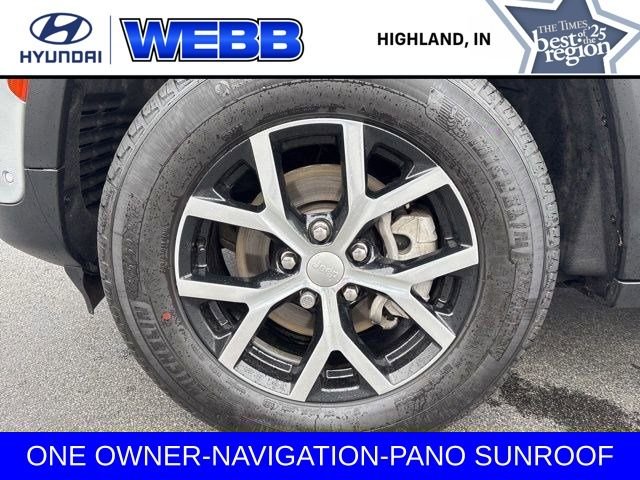 Used 2025 Silver Jeep Limited image 33