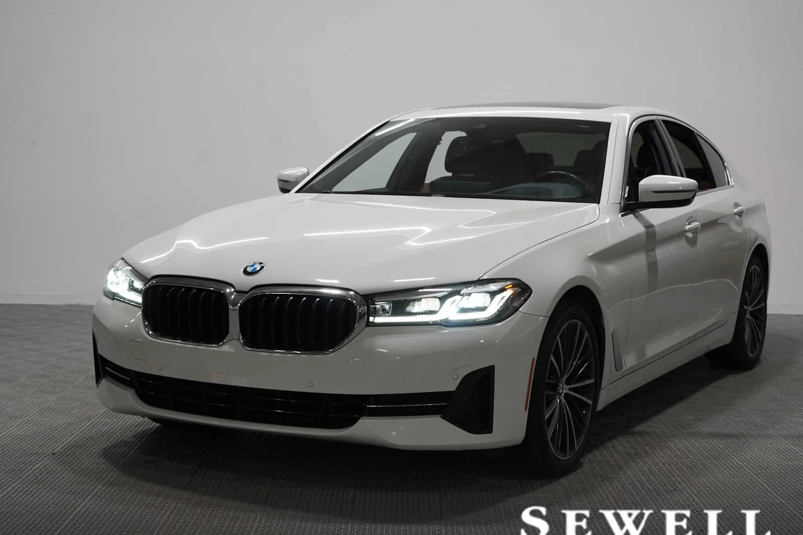 2023 BMW 530i 530i