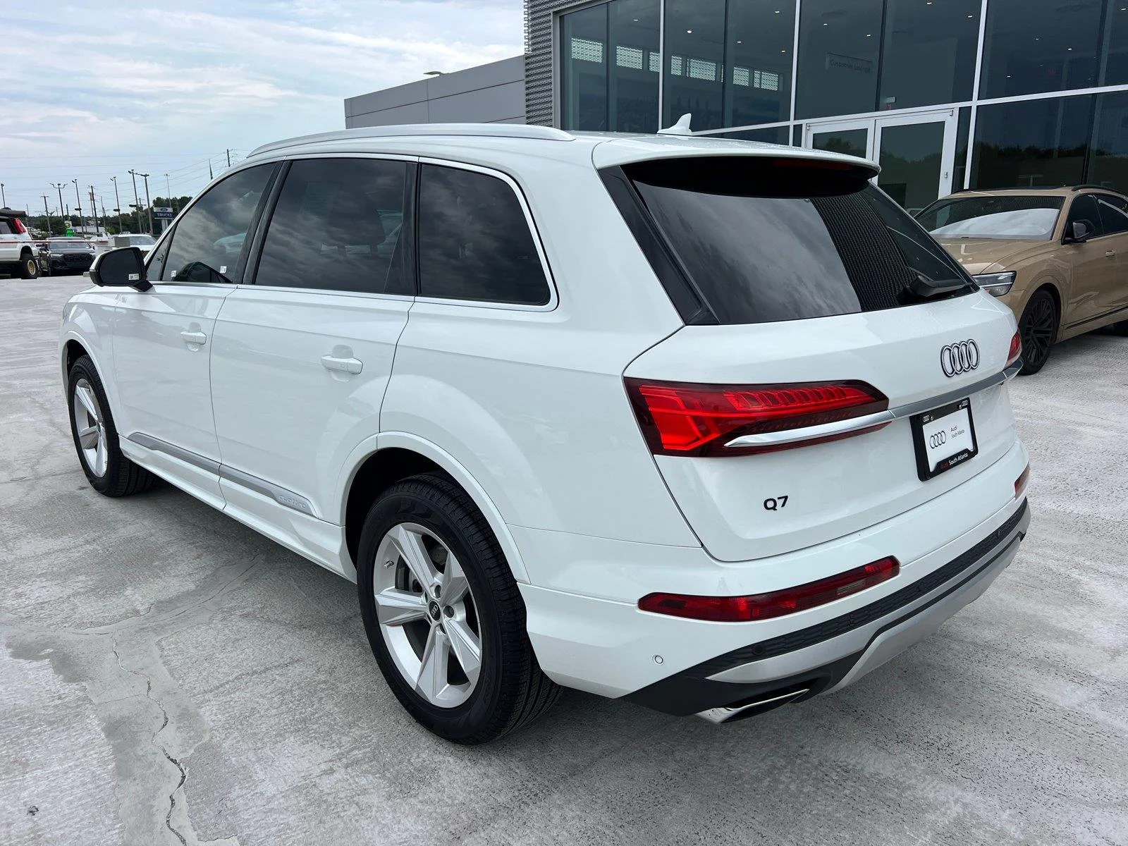 Certified Used 2025 Carrara White Audi Premium image 7